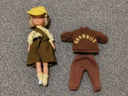 Photo of free Brownie doll, 1990s uniform (Didcot OX11) #2