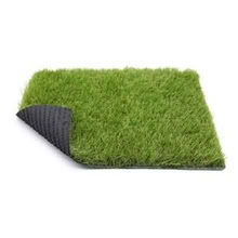 Photo of Artificial Green Grass Offcut (BR6) #1