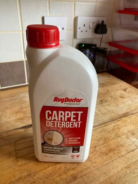 Photo of free 1 lrt of rug doctor detergent (Warndon Worcester WR4) #1