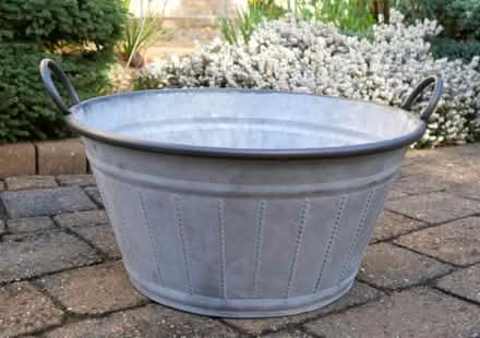 Photo of Zinc tub old vintage no leaks (Solihull B91) #1