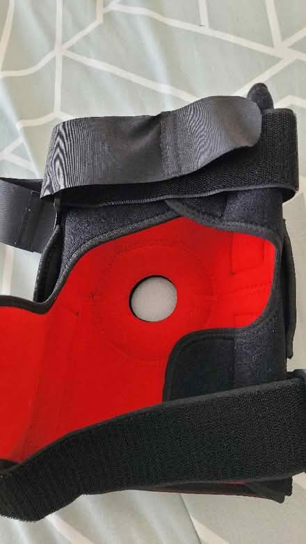 Photo of free Knee support (Hornchurch RM12) #2