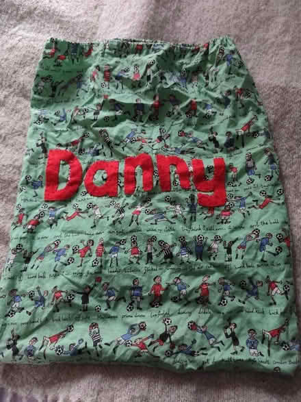 Photo of free PE/football drawstring bag- Danny (Canonmills EH3) #1