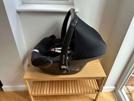 Photo of free Maxi-Cosi Pebble Plus Baby Car Seat Group 0+ ISOFIX Car Seat (Lodge Moor S10) #3