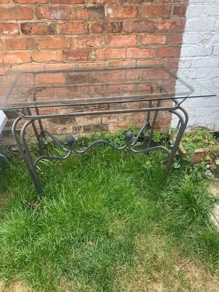 Photo of free Garden table (Southport PR8) #1