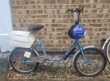 Photo of free Ladies Bike & Helmet (Kettlethorpe WF2) #1