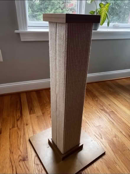 Photo of free Cat scratcher / plant stand (Capitol Hill NE Maryland Ave) #2