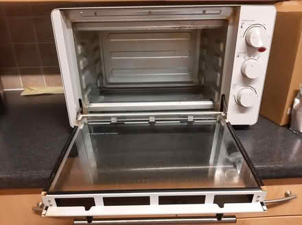 Photo of free Igenix mini oven plus more (Birmingham B19) #2