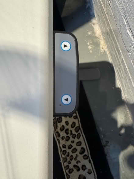 Photo of free Electric standing desk (Primrose Hill) #2