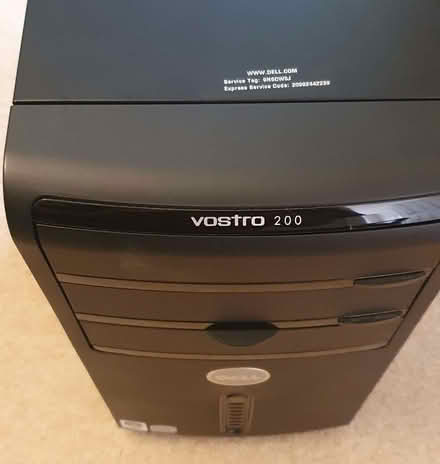 Photo of free Dell Vostro 200 desktop & monitor (Selly Park B29) #1