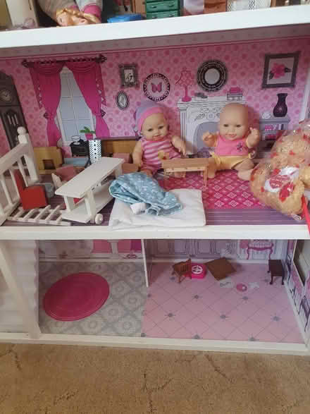 Photo of free Really nice barbie toy house (Portsmouth paulsgrove) #4