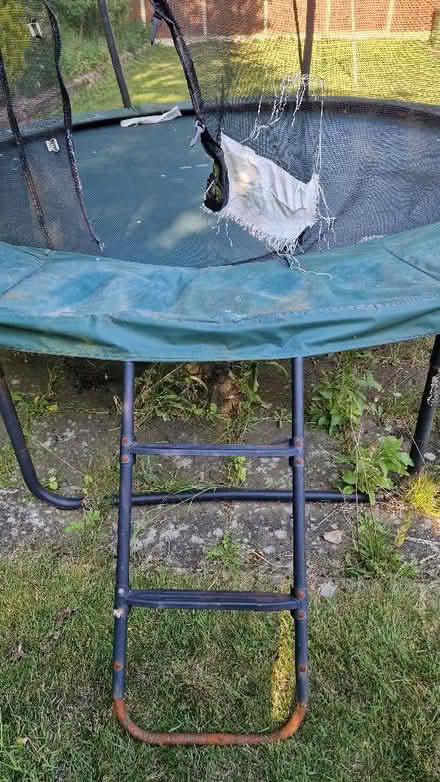 Photo of free 10ft Jumpking Trampoline (Far Bletchley MK3) #2