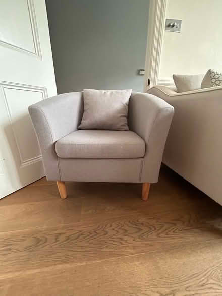Photo of free Grey arm chair (Wimbledon SW19) #3
