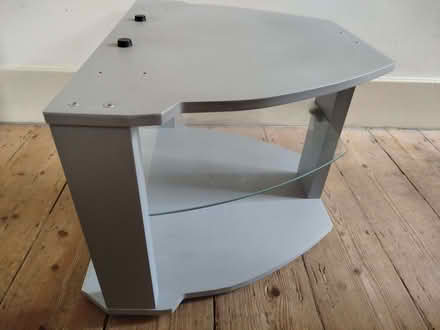 Photo of free TV Stand (DA4) #2