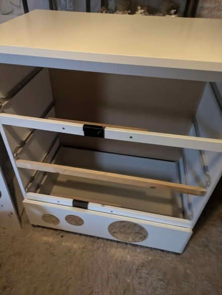 Photo of free Chest of draws (Kingshurst B37) #3