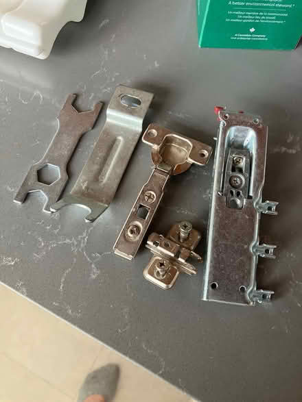 Photo of free Metal odds n sods ?No idea what (Coulsdon, nr, train station) #1