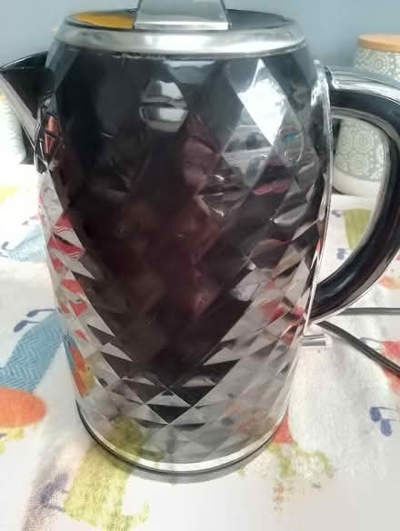 Photo of free Working black kettle (Heald Green SK8) #1