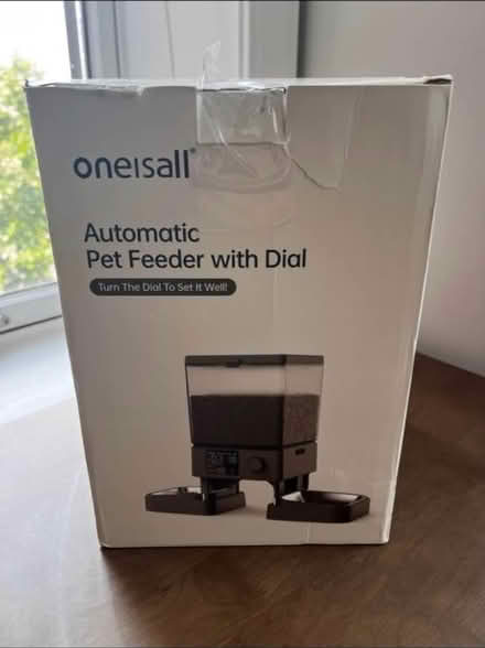 Photo of free Pet auto feeder (Capitol Hill NE Maryland Ave) #1