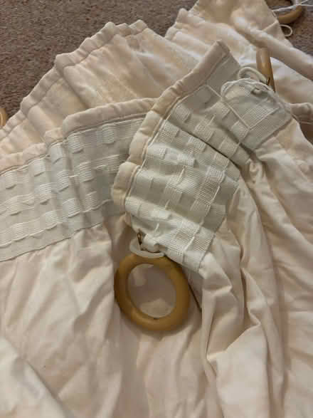 Photo of free Cream curtains (CR5 Coulsdon South) #4