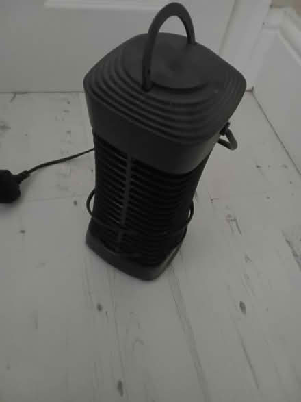 Photo of free Electric fly bug zapper (stalybridge SK15) #2