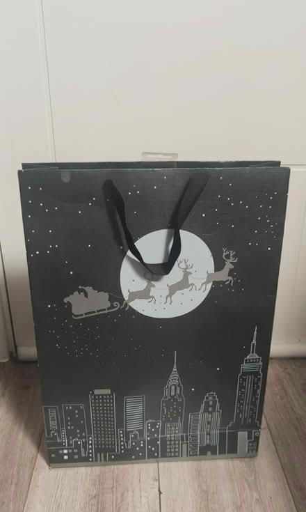 Photo of free Large gift bag (Lower Sydenham) #1