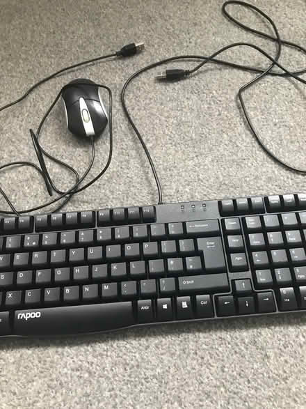 Photo of free Keyboard (Ware SG12) #1