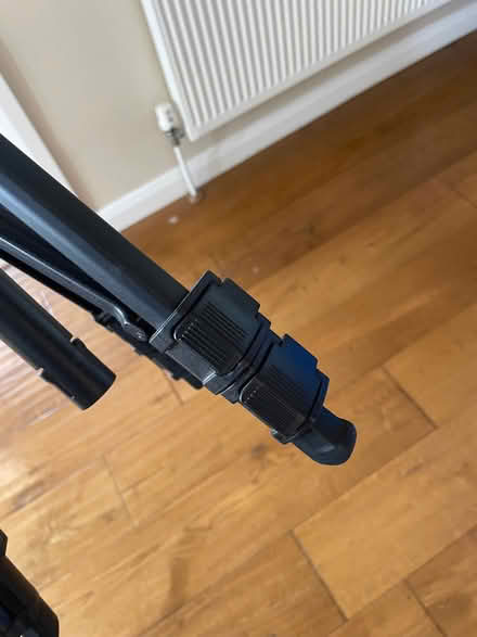 Photo of free Sony extendable tripod (St Stephens AL3) #1