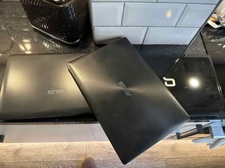 Photo of free laptops x3 (W1k5hn W1K) #2