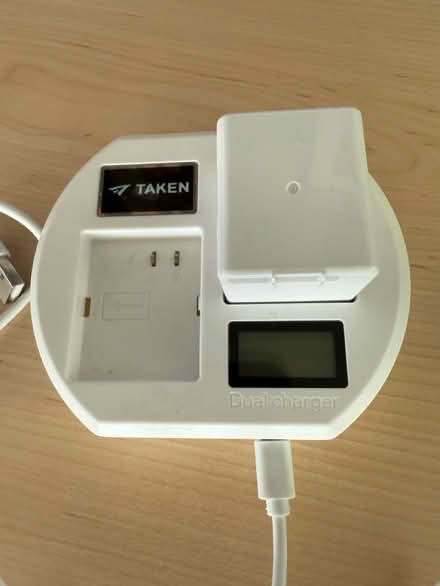 Photo of free Arlo Pro / Pro 2 Battery Charger (San Leandro) #1