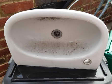 Photo of free Vanity basin (South Croydon, Greater London) #1