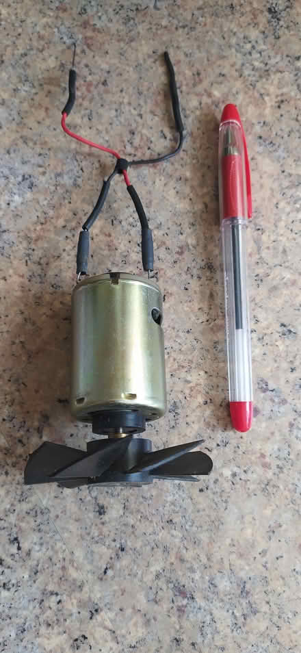 Photo of free electric motor, small (Southbourne (BH6)) #1