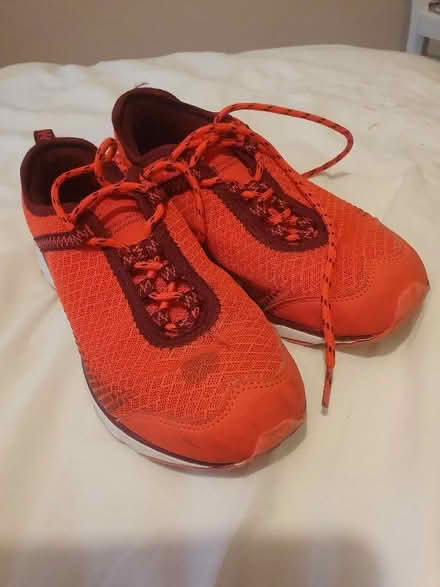 Photo of free Trainers (Lauriston EH3) #1