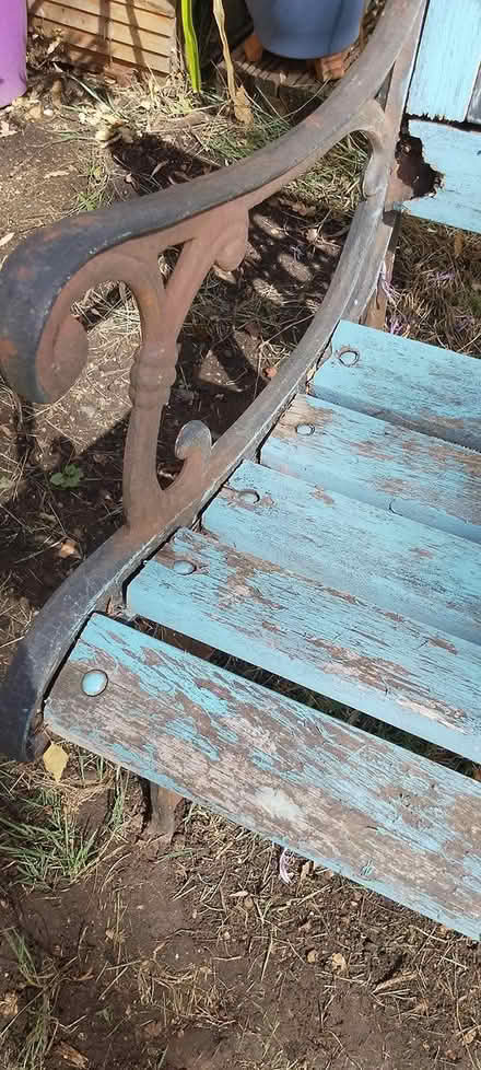 Photo of free Cast iron bench and table (GU14, Farnborough) #4
