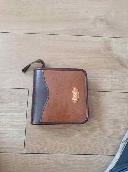 Photo of free CD case (Welling DA16) #1