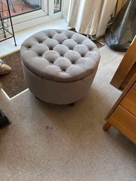 Photo of free Poufe (BH15) #1