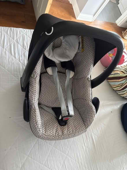 Photo of free Pebble may cost car seat (Whitton TW4) #3