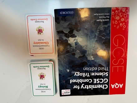 Photo of free GCSE revision resources - AQA biology and chemistry (Marshalswick AL1) #1