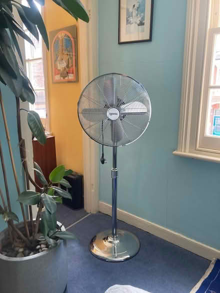 Photo of free Ingenix retro chrome fan (Camberwell SE5) #2