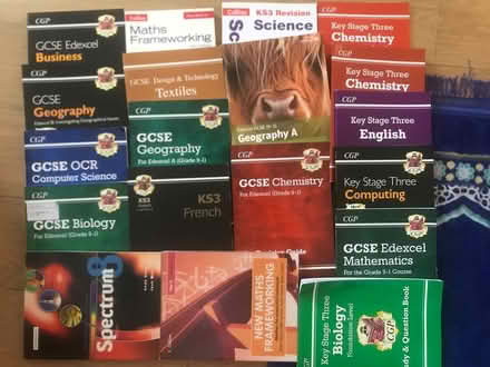 Photo of free Gcse ks3 books (South oxhey WD19) #2