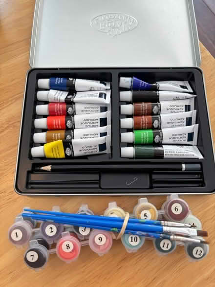 Photo of free Art supplies (Balham, SW12) #1
