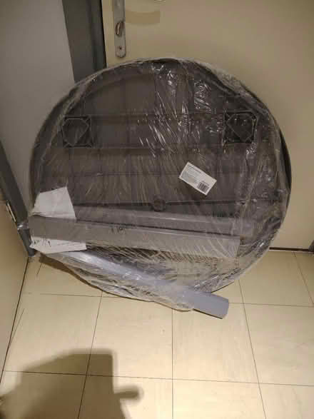 Photo of free Plastic table (Edgware NW9) #1