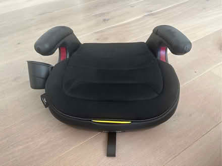 Photo of free Car booster seat (Loughton IG10) #1