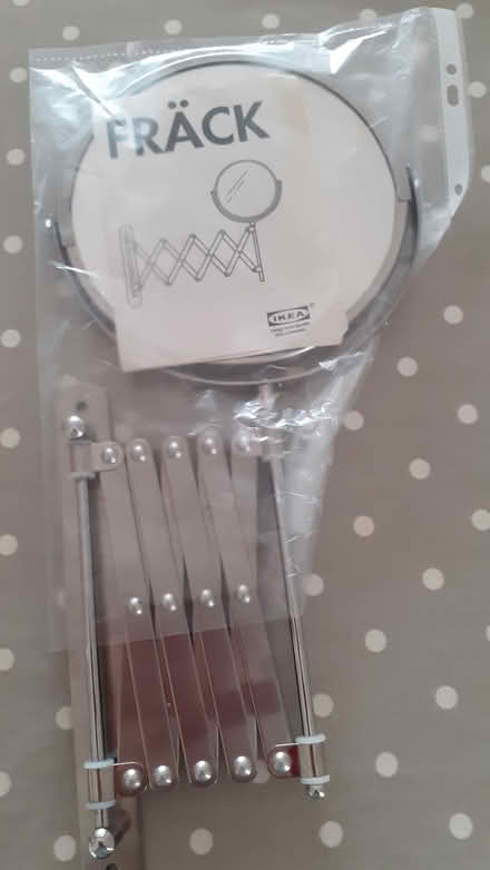 Photo of free Mirror (Horsham Sx near station) #1