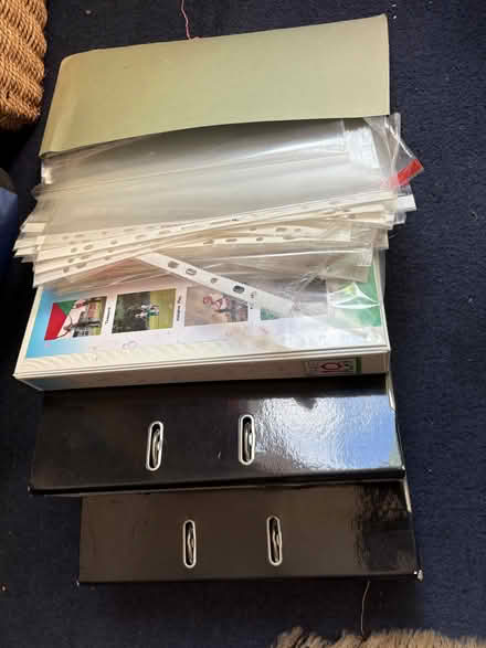 Photo of free Ring binders and plastic file pockets (Bowbridge GL5) #1