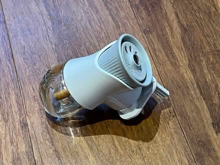 Photo of free Glade Air Wick (Cove GU14) #1