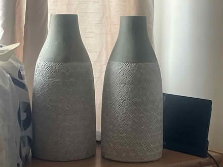 Photo of free 2 vases (AB16) #1