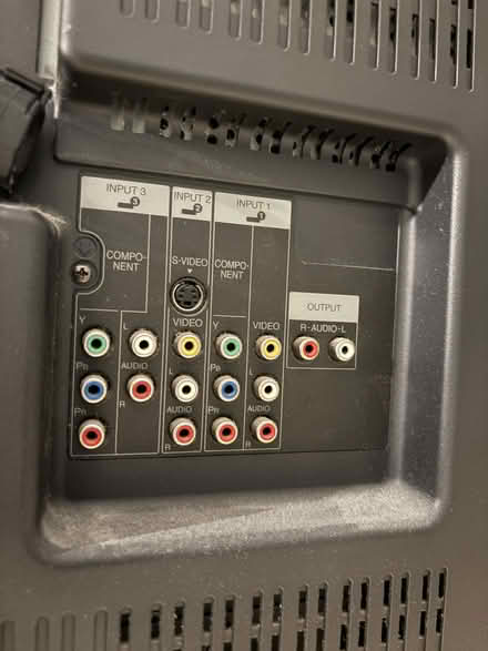 Photo of free Sharp LC-37D62U 37“ LCD TV (Centretown) #3