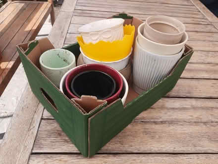 Photo of free Planters and Plant Pots (Kempshott RG22) #2