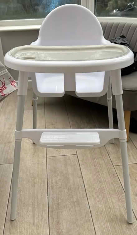 Photo of free Toddler/ baby feeding chair (Hexthorpe Dn4 0FL) #1