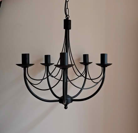 Photo of free Electric Light Chandelier (Fenwick KA3) #1