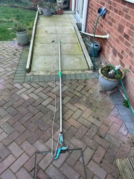 Photo of free Telescopic pruner (Droitwich) #1